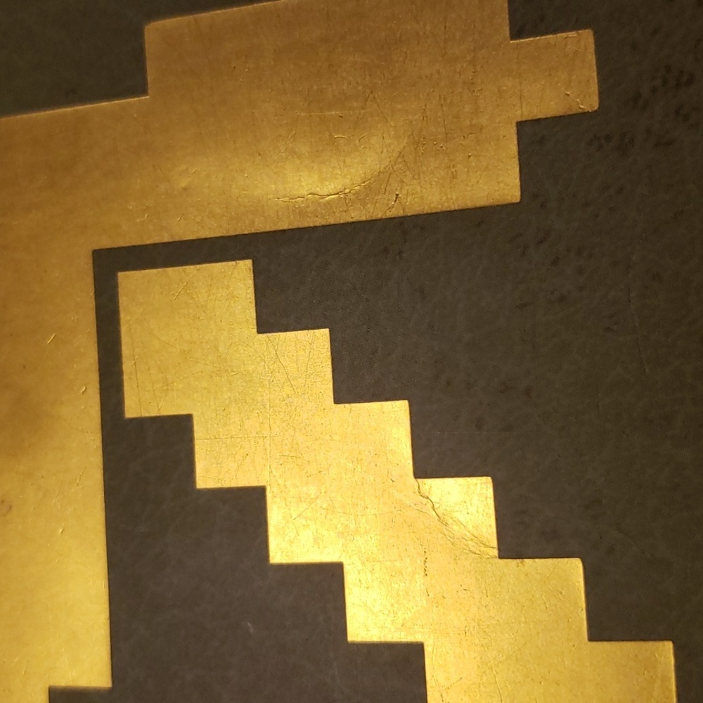 *GUC* MINECRAFT Essential Handbook- paperback - Picture 7 of 7